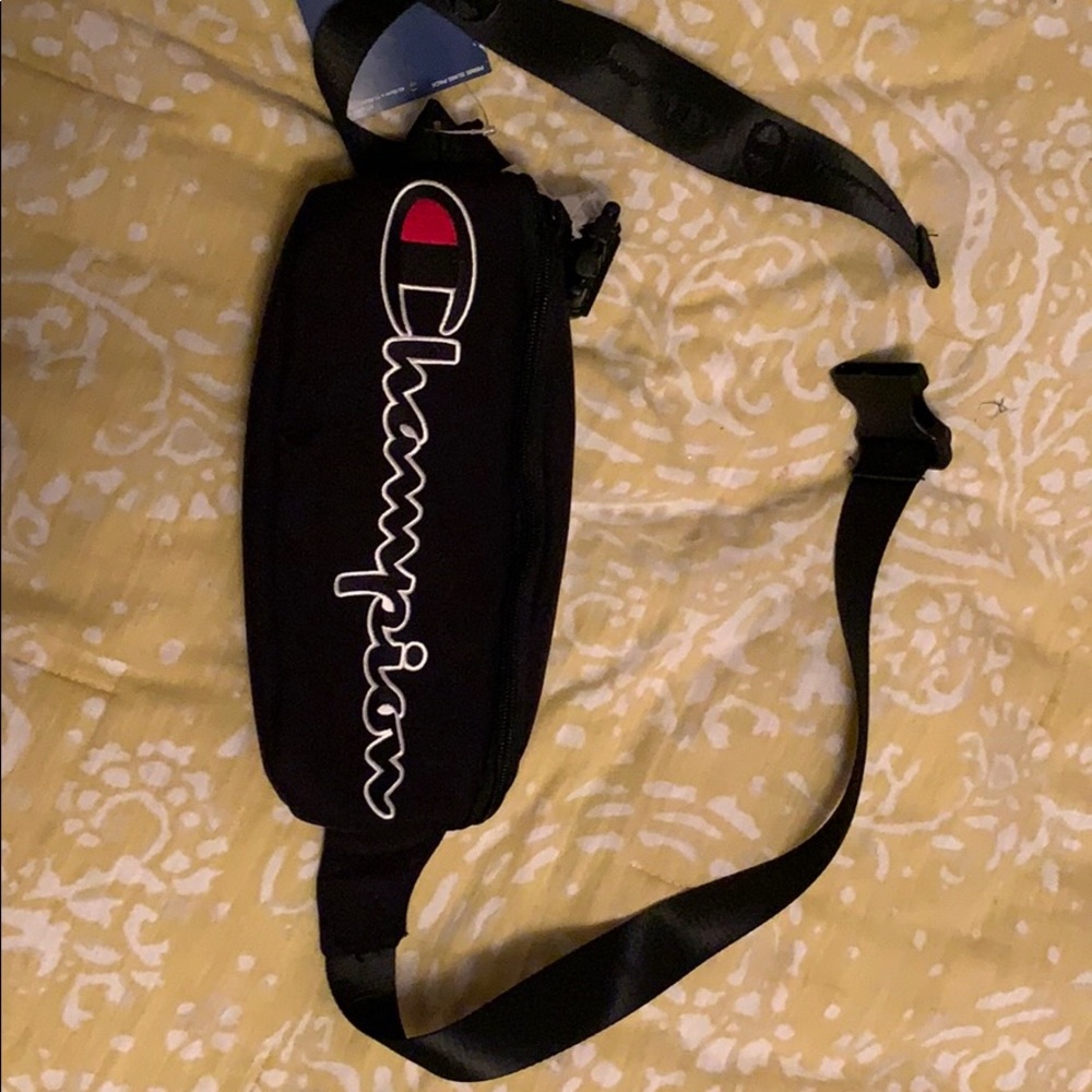 Champion fanny pack